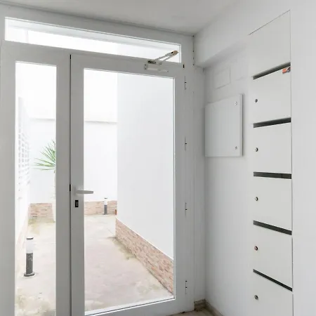 Simplistic Holiday In Cadiz Near The Beach بيت للعطل